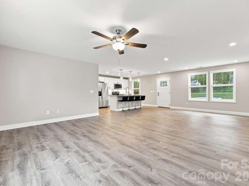 7 Greenridge Road, Weaverville, NC 28787.  MLS# CAR4415328, YatesRealty ID 45550. 
