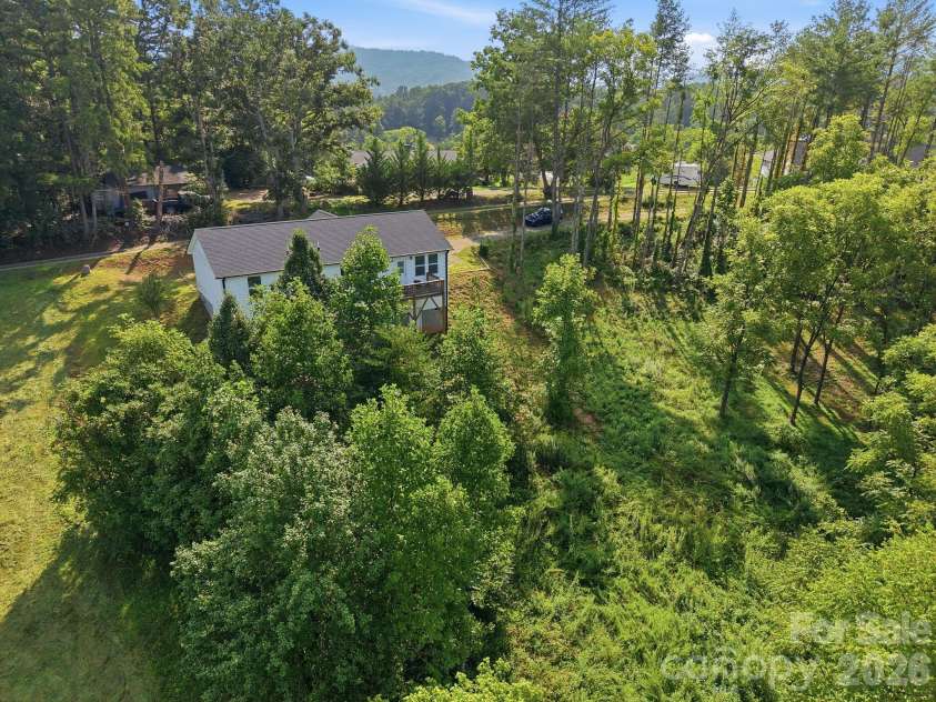 7 Greenridge Road, Weaverville, NC 28787.  MLS# CAR4415328, YatesRealty ID 45550. 