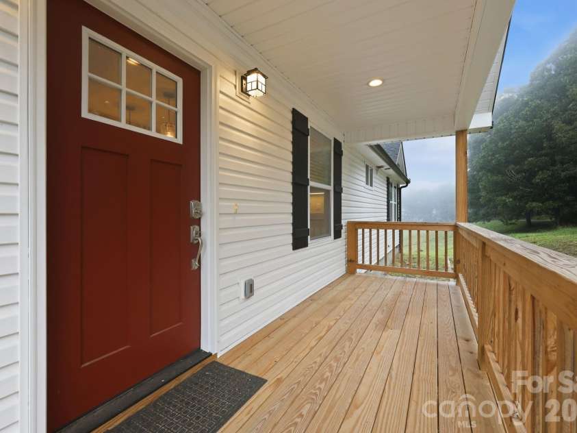 7 Greenridge Road, Weaverville, NC 28787.  MLS# CAR4415328, YatesRealty ID 45550. 