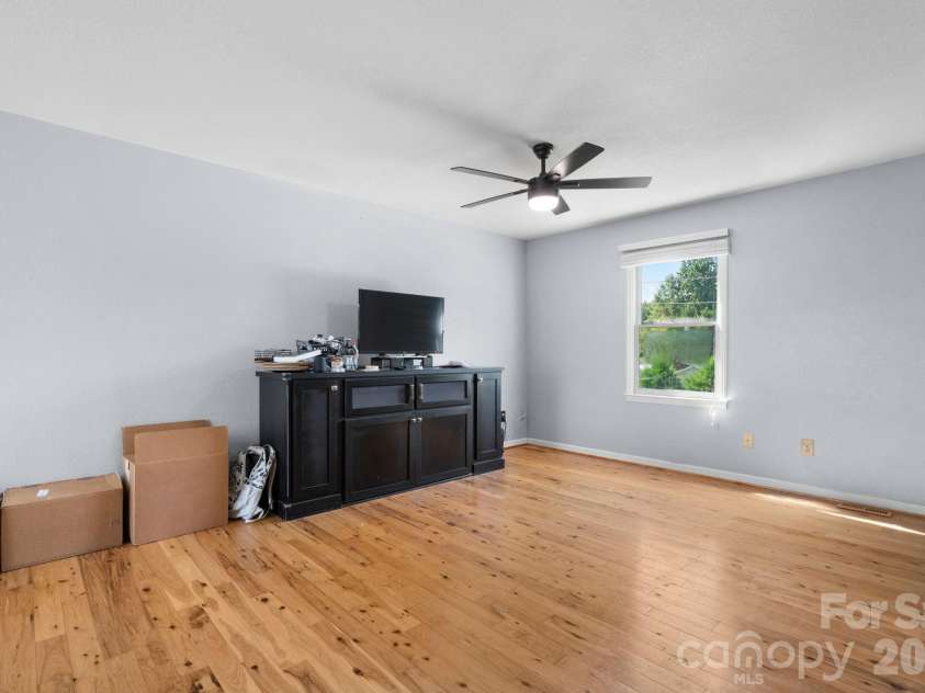 804 Southside Court, Lenoir, NC 28645.  MLS# CAR4416553, YatesRealty ID 45552. 