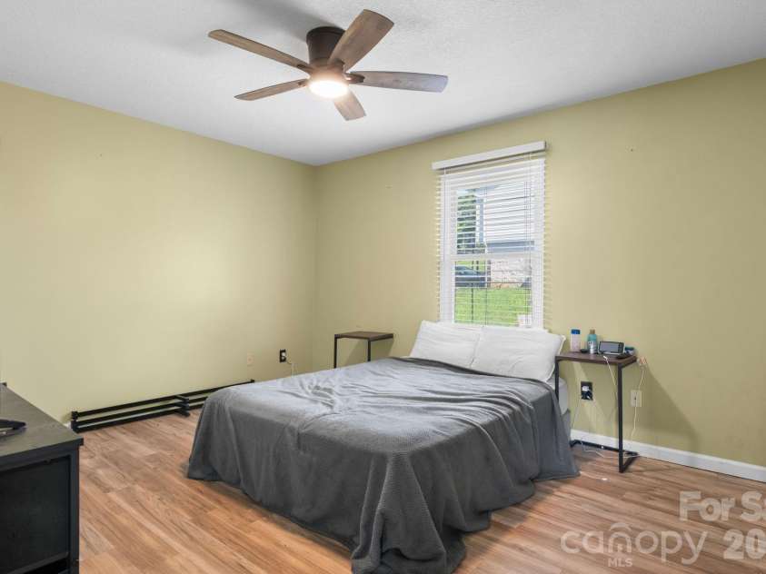 804 Southside Court, Lenoir, NC 28645.  MLS# CAR4416553, YatesRealty ID 45552. 