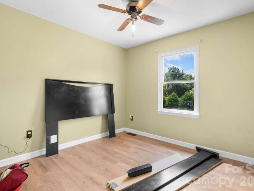 804 Southside Court, Lenoir, NC 28645.  MLS# CAR4416553, YatesRealty ID 45552. 