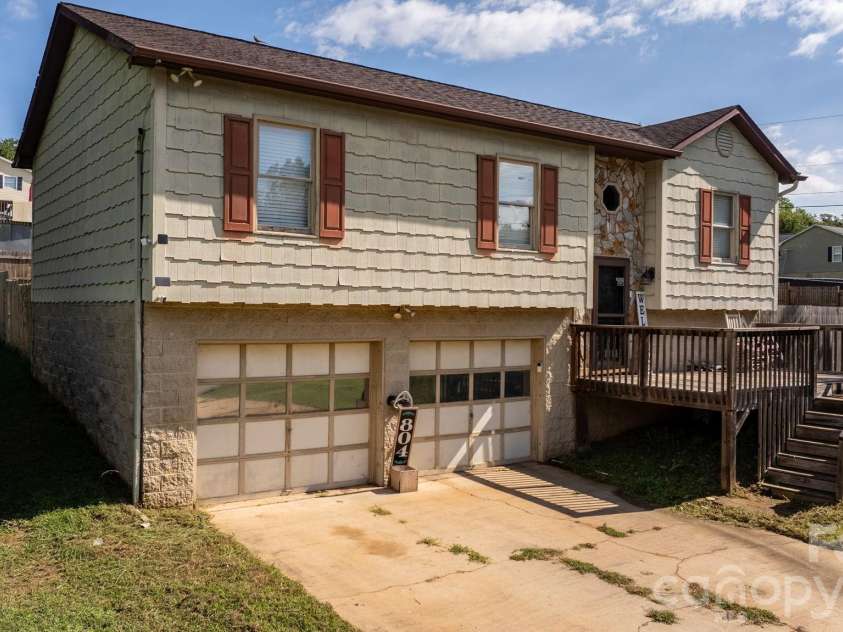 804 Southside Court, Lenoir, NC 28645.  MLS# CAR4416553, YatesRealty ID 45552. 