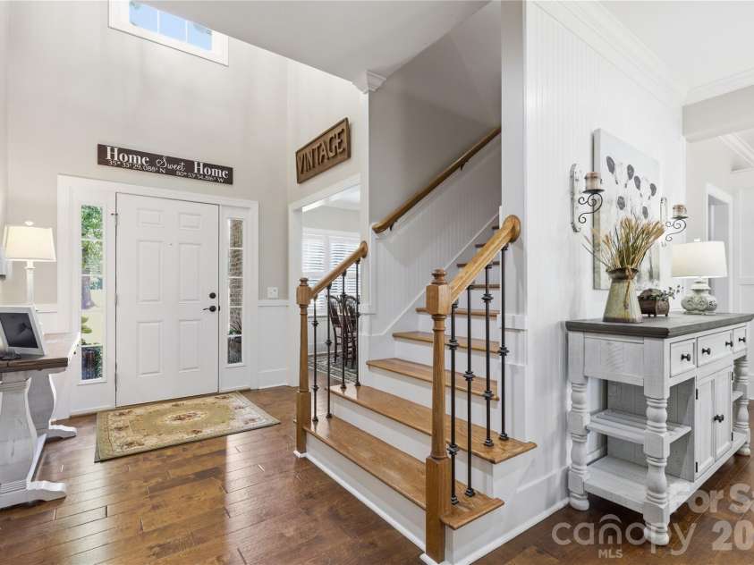304 Stutts Road, Mooresville, NC 28117.  MLS# CAR4413513, YatesRealty ID 45554. 