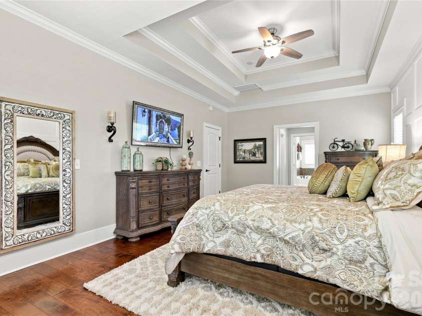 304 Stutts Road, Mooresville, NC 28117.  MLS# CAR4413513, YatesRealty ID 45554. 
