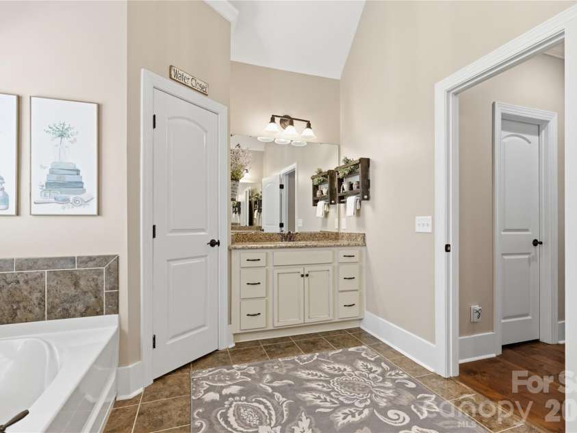 304 Stutts Road, Mooresville, NC 28117.  MLS# CAR4413513, YatesRealty ID 45554. 