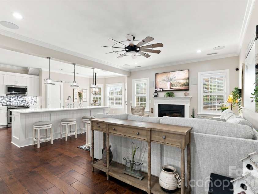 304 Stutts Road, Mooresville, NC 28117.  MLS# CAR4413513, YatesRealty ID 45554. 