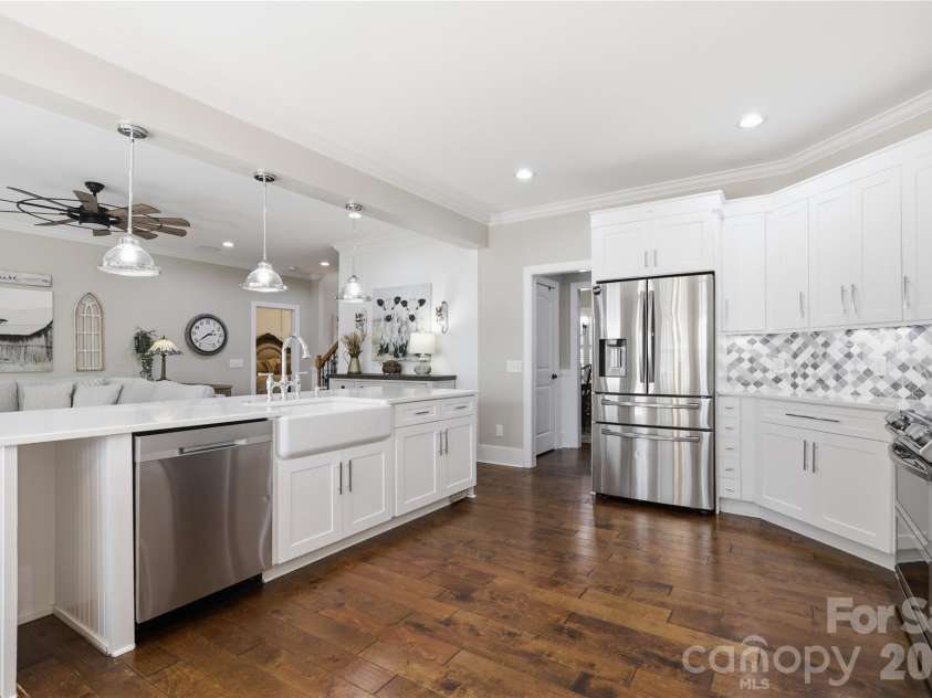 304 Stutts Road, Mooresville, NC 28117.  MLS# CAR4413513, YatesRealty ID 45554. 