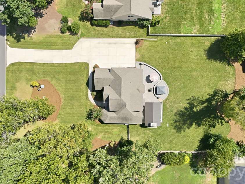 304 Stutts Road, Mooresville, NC 28117.  MLS# CAR4413513, YatesRealty ID 45554. 