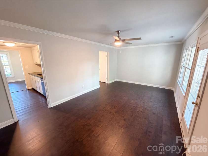 8042 Regent Park Lane, Charlotte, NC 28210.  MLS# CAR4416558, YatesRealty ID 45555. 