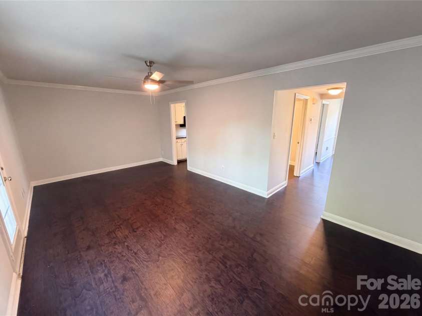 8042 Regent Park Lane, Charlotte, NC 28210.  MLS# CAR4416558, YatesRealty ID 45555. 