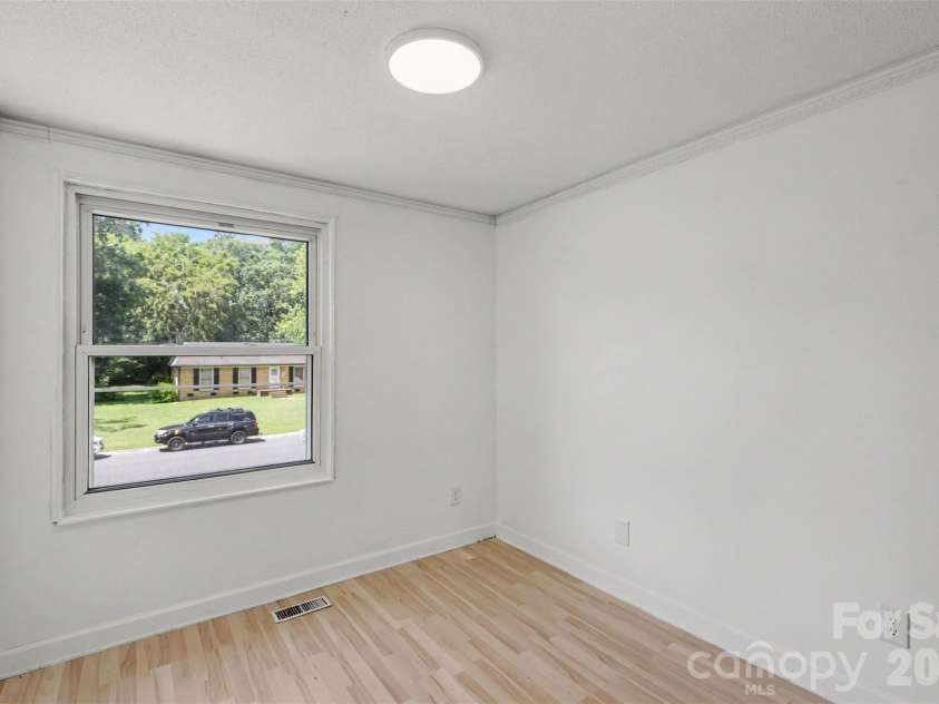 2119 O Hara Drive, Charlotte, NC 28273.  MLS# CAR4415100, YatesRealty ID 45557. 3rd bedroom