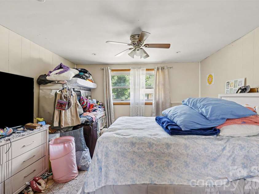 2119 O Hara Drive, Charlotte, NC 28273.  MLS# CAR4415100, YatesRealty ID 45557. Lower level