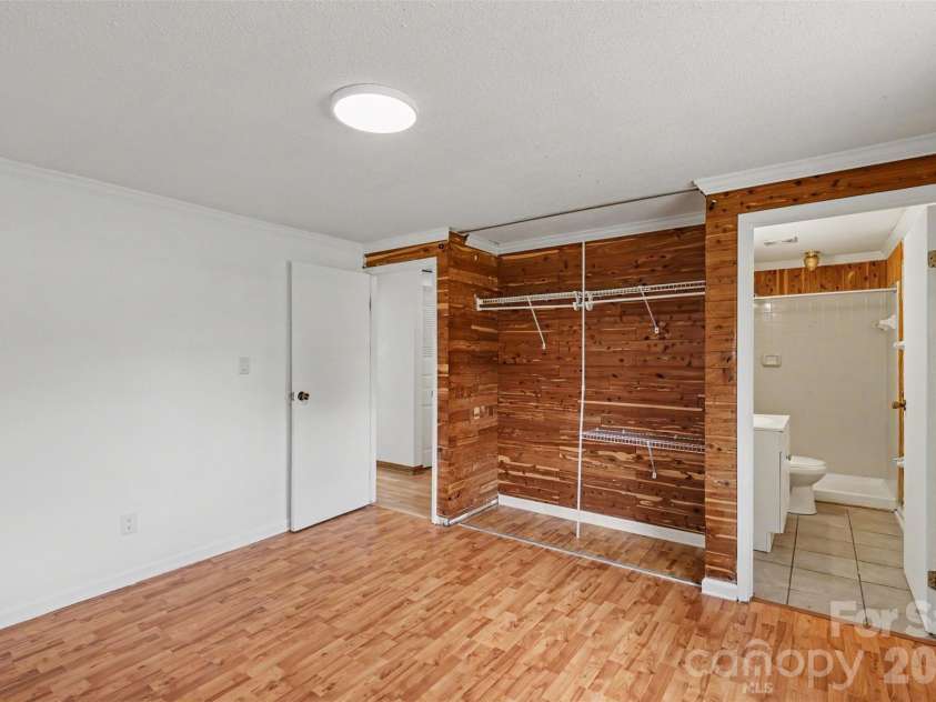 2119 O Hara Drive, Charlotte, NC 28273.  MLS# CAR4415100, YatesRealty ID 45557. Primary bedroom