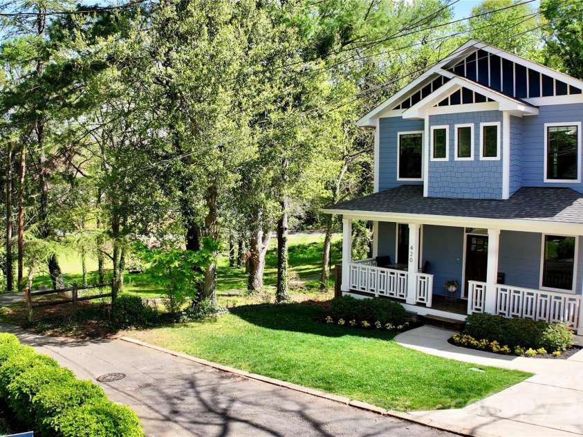 420 Solomon Street, Charlotte, NC 28216.  MLS# CAR4243396, YatesRealty ID 4556. 