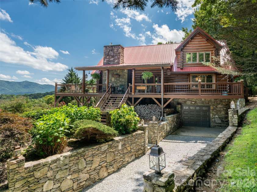 95 Splendor Ridge, Waynesville, NC 28785.  MLS# CAR4416384, YatesRealty ID 45563. 