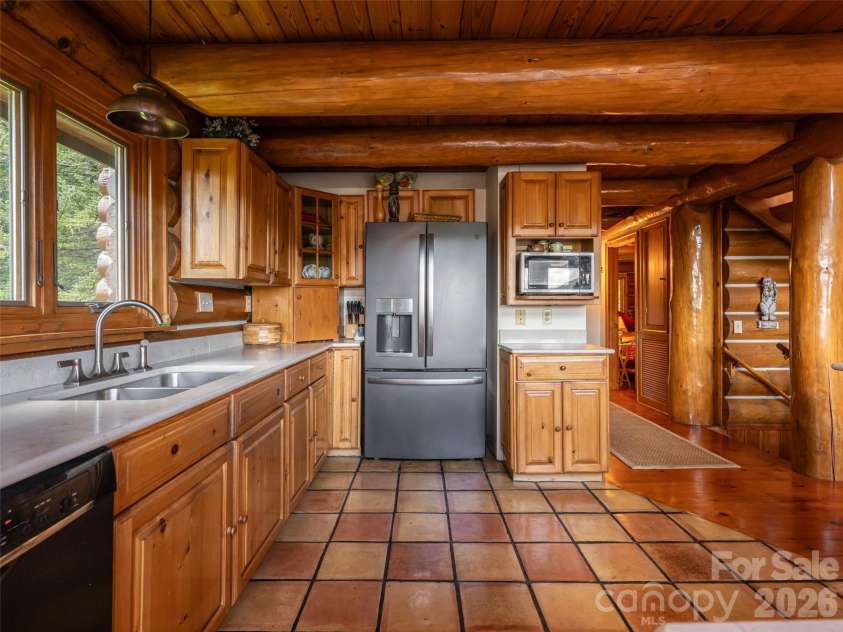 95 Splendor Ridge, Waynesville, NC 28785.  MLS# CAR4416384, YatesRealty ID 45563. 