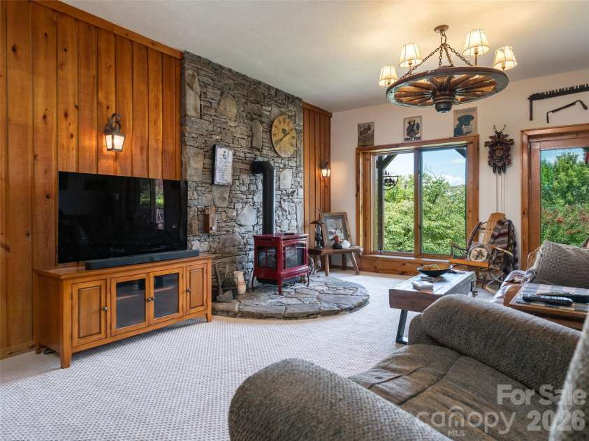 95 Splendor Ridge, Waynesville, NC 28785.  MLS# CAR4416384, YatesRealty ID 45563. 