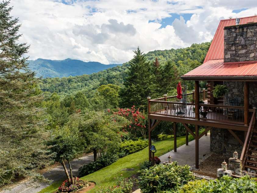 95 Splendor Ridge, Waynesville, NC 28785.  MLS# CAR4416384, YatesRealty ID 45563. 