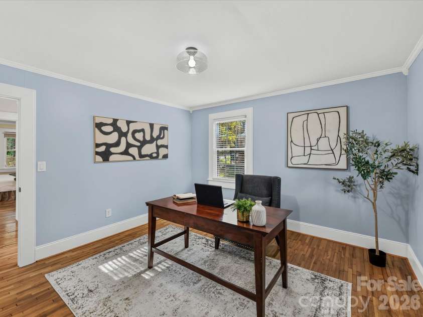 1824 Chestnut Avenue, Charlotte, NC 28205.  MLS# CAR4411171, YatesRealty ID 45564. 
