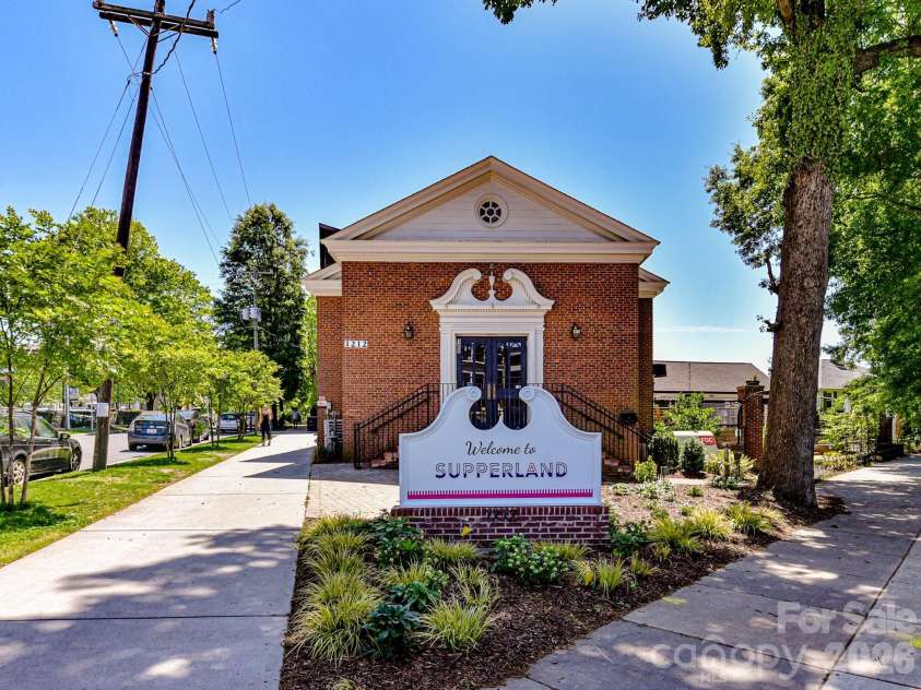 1824 Chestnut Avenue, Charlotte, NC 28205.  MLS# CAR4411171, YatesRealty ID 45564. 