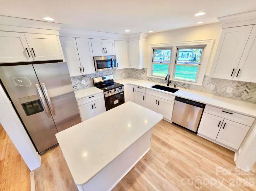 264 3rd Avenue, Taylorsville, NC 28681.  MLS# CAR4416575, YatesRealty ID 45565. 