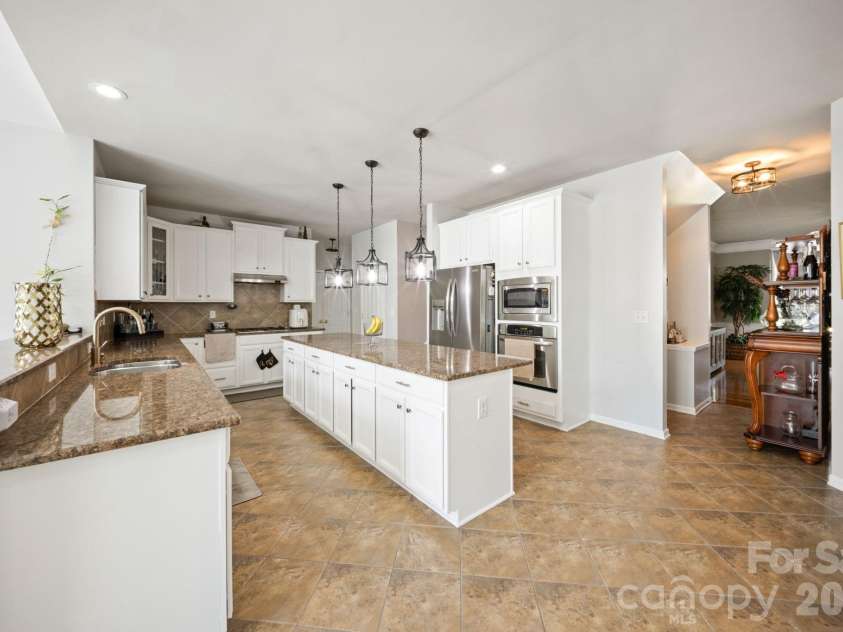 5233 Firebrick Lane, Concord, NC 28025.  MLS# CAR4415466, YatesRealty ID 45568. 