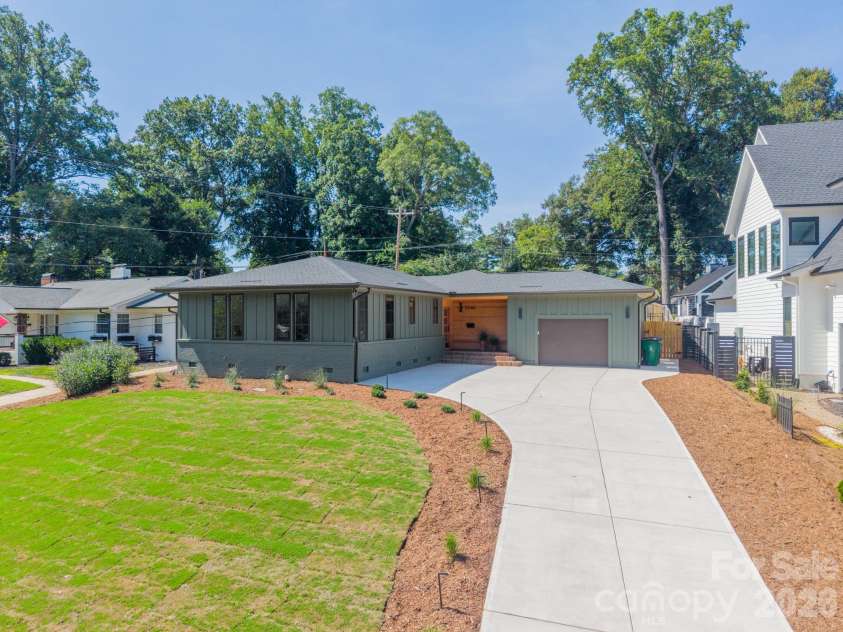 5546 Murrayhill Road, Charlotte, NC 28210.  MLS# CAR4416382, YatesRealty ID 45569. 