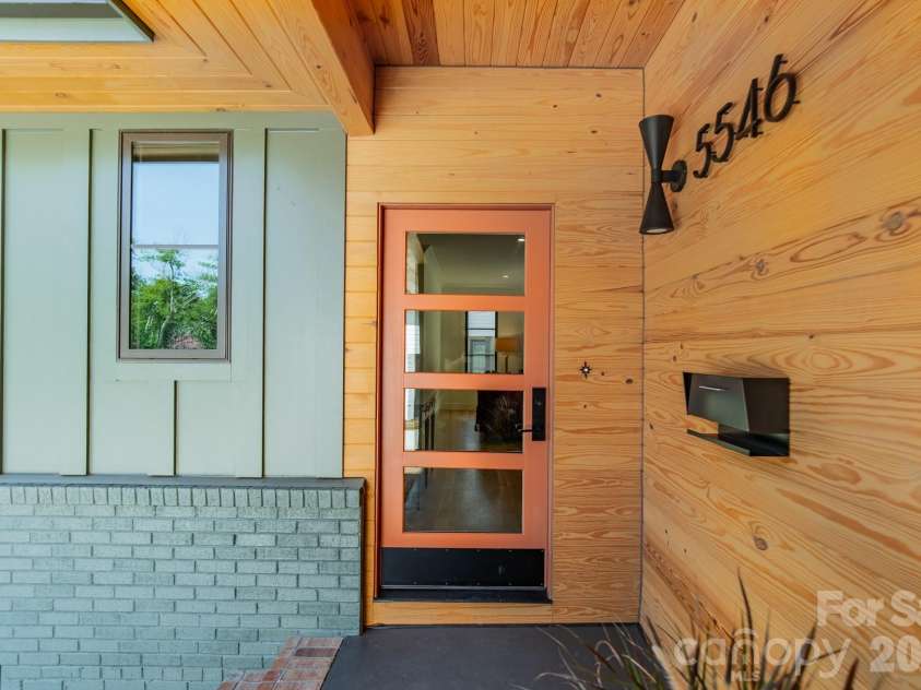 5546 Murrayhill Road, Charlotte, NC 28210.  MLS# CAR4416382, YatesRealty ID 45569. 