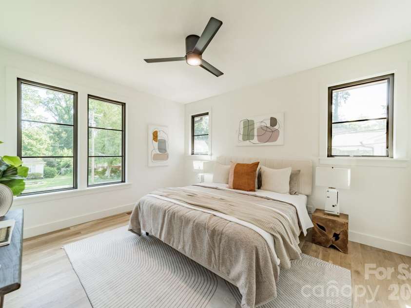 5546 Murrayhill Road, Charlotte, NC 28210.  MLS# CAR4416382, YatesRealty ID 45569. 
