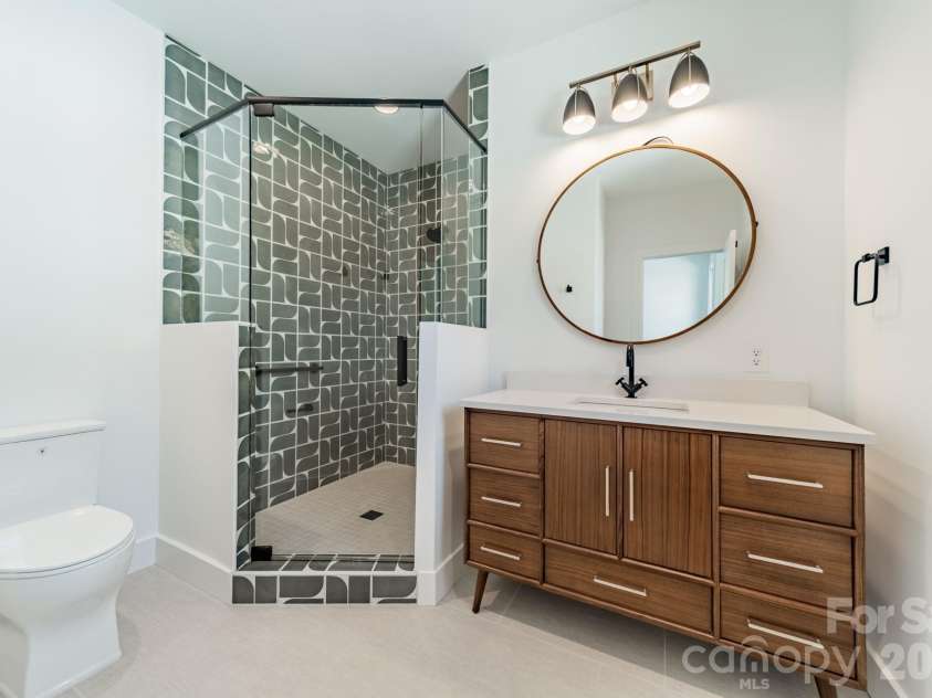 5546 Murrayhill Road, Charlotte, NC 28210.  MLS# CAR4416382, YatesRealty ID 45569. 