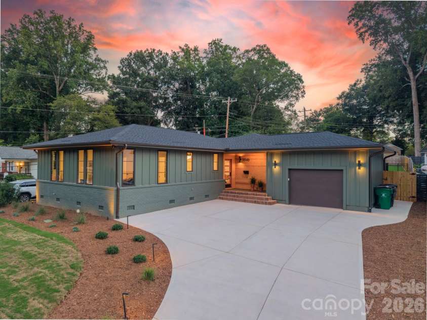 5546 Murrayhill Road, Charlotte, NC 28210.  MLS# CAR4416382, YatesRealty ID 45569. 