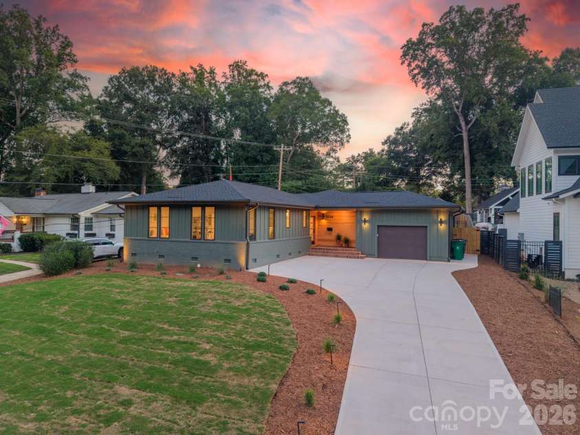 5546 Murrayhill Road, Charlotte, NC 28210.  MLS# CAR4416382, YatesRealty ID 45569. 