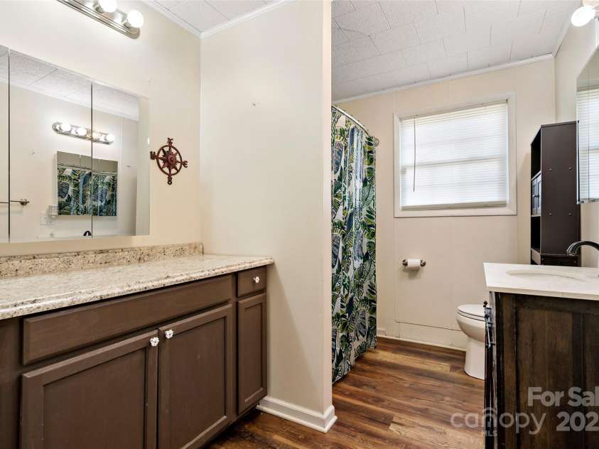 235 Cherokee Way, Marion, NC 28752.  MLS# CAR4219461, YatesRealty ID 4557. 