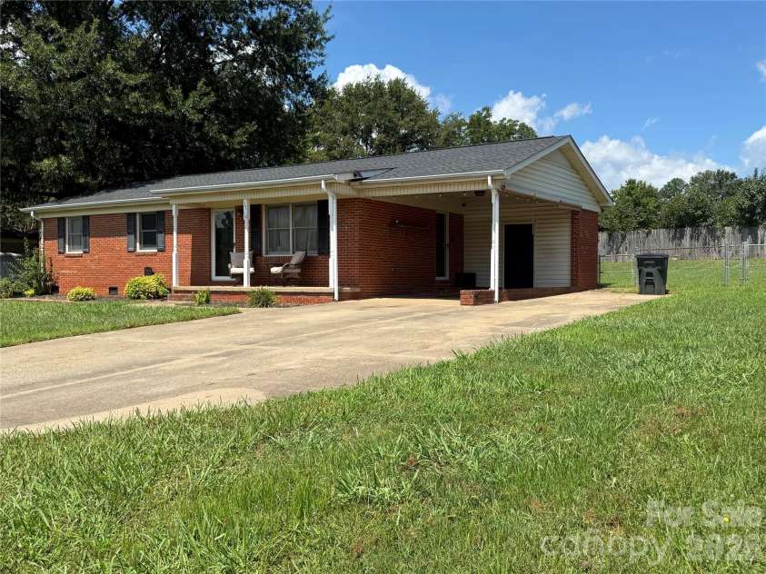 1710 Patrick Avenue, Boiling Springs, NC 28152.  MLS# CAR4416582, YatesRealty ID 45570. 