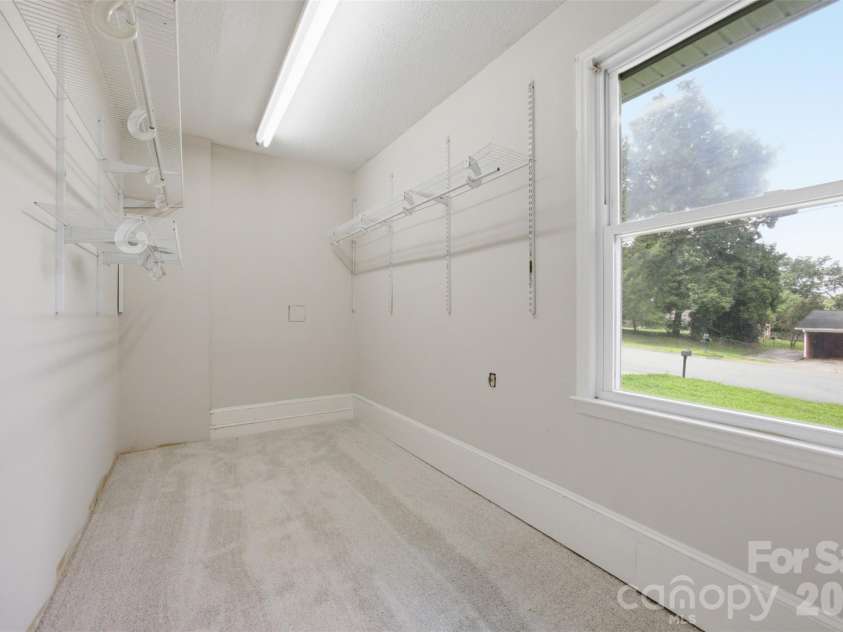 806 Danbrook Circle, Lincolnton, NC 28092.  MLS# CAR4412855, YatesRealty ID 45571. 