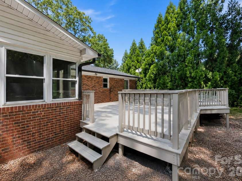 806 Danbrook Circle, Lincolnton, NC 28092.  MLS# CAR4412855, YatesRealty ID 45571. 