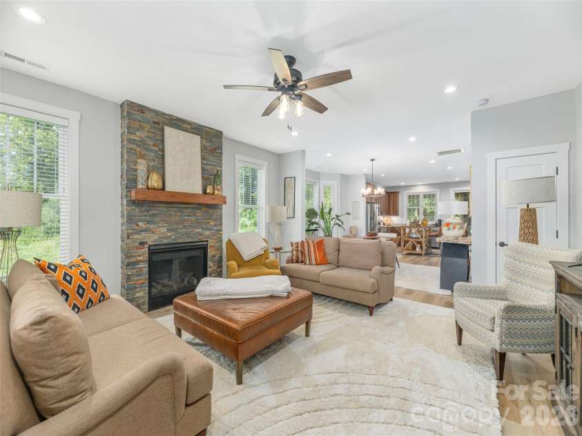 249 Flat Creek Road, Black Mountain, NC 28711.  MLS# CAR4416411, YatesRealty ID 45572. 