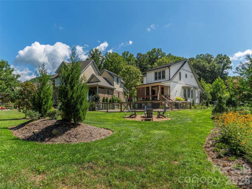 249 Flat Creek Road, Black Mountain, NC 28711.  MLS# CAR4416411, YatesRealty ID 45572. 