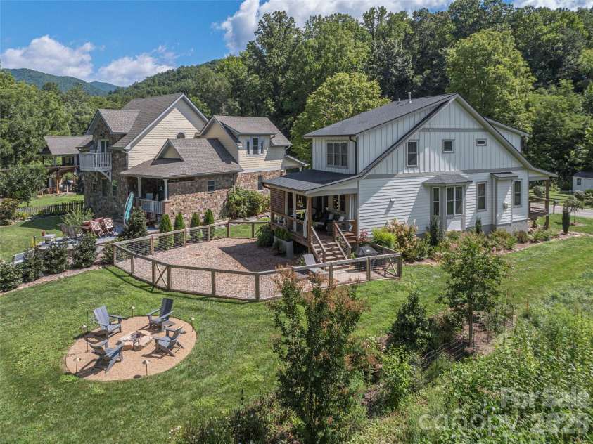 249 Flat Creek Road, Black Mountain, NC 28711.  MLS# CAR4416411, YatesRealty ID 45572. 