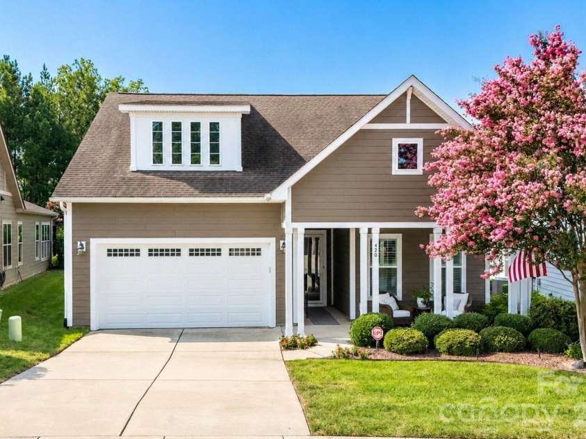 420 Granite Lake Court, Denver, NC 28037.  MLS# CAR4412537, YatesRealty ID 45574. 