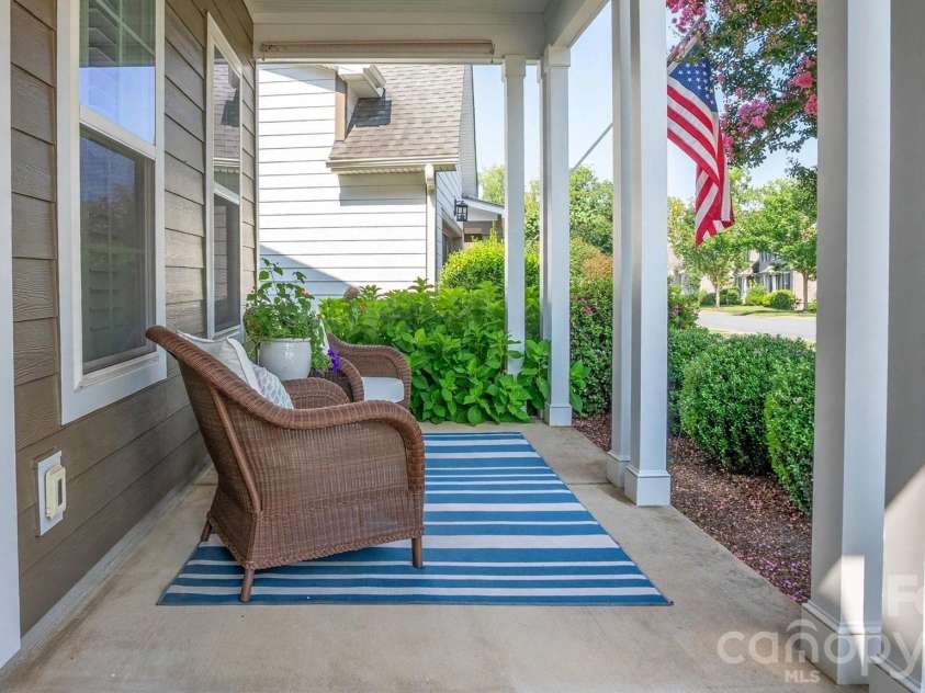 420 Granite Lake Court, Denver, NC 28037.  MLS# CAR4412537, YatesRealty ID 45574. 