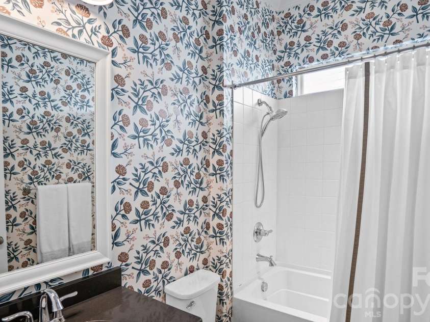 420 Granite Lake Court, Denver, NC 28037.  MLS# CAR4412537, YatesRealty ID 45574. 