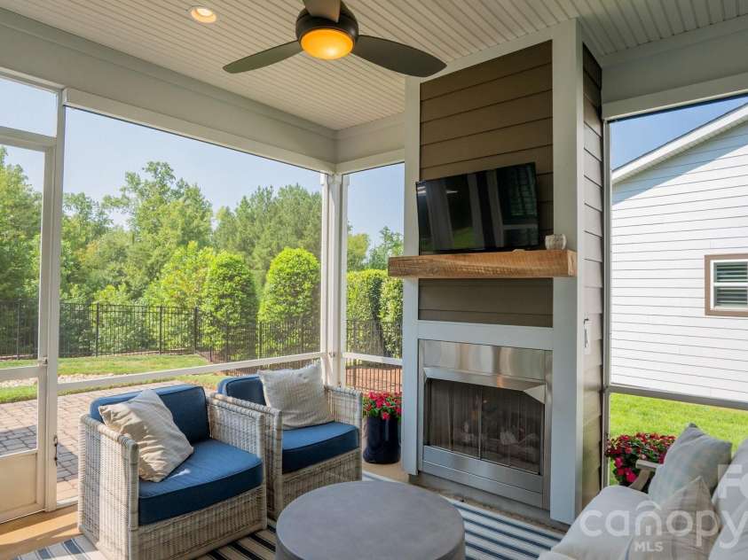 420 Granite Lake Court, Denver, NC 28037.  MLS# CAR4412537, YatesRealty ID 45574. 