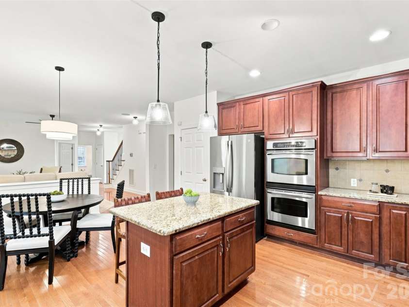 3013 Groves Edge Lane, Waxhaw, NC 28173.  MLS# CAR4403547, YatesRealty ID 45576. 