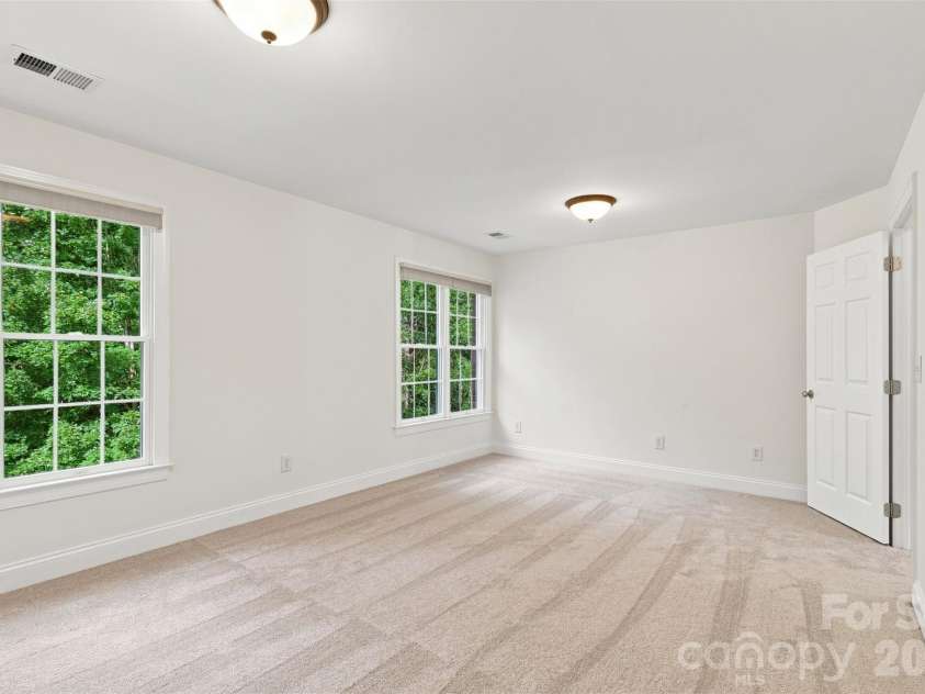 3013 Groves Edge Lane, Waxhaw, NC 28173.  MLS# CAR4403547, YatesRealty ID 45576. 
