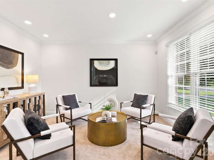 3013 Groves Edge Lane, Waxhaw, NC 28173.  MLS# CAR4403547, YatesRealty ID 45576. Flexible living space with endless possibilities