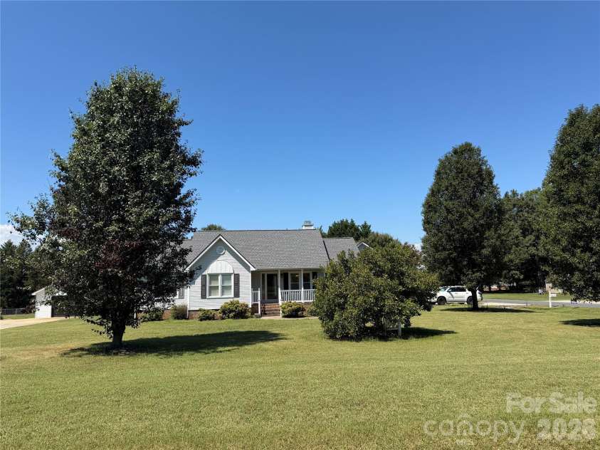 2900 Spencers Grove Road, Browns Summit, NC 27214.  MLS# CAR4415507, YatesRealty ID 45578. 
