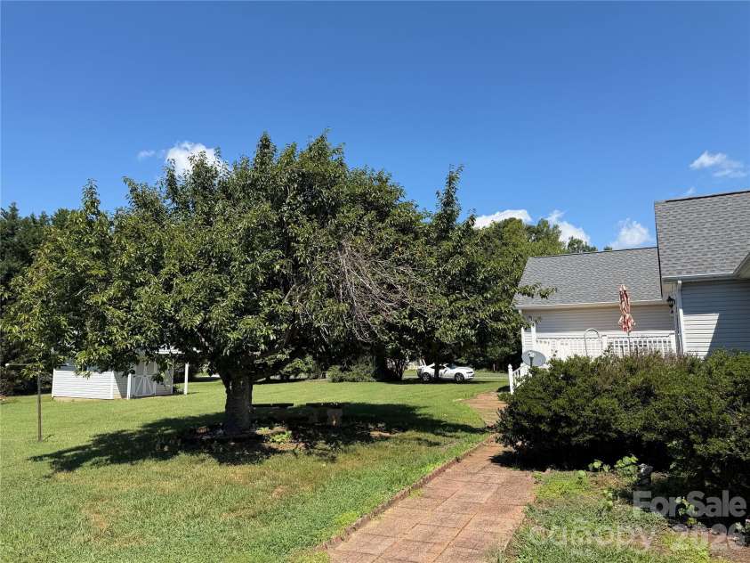 2900 Spencers Grove Road, Browns Summit, NC 27214.  MLS# CAR4415507, YatesRealty ID 45578. 