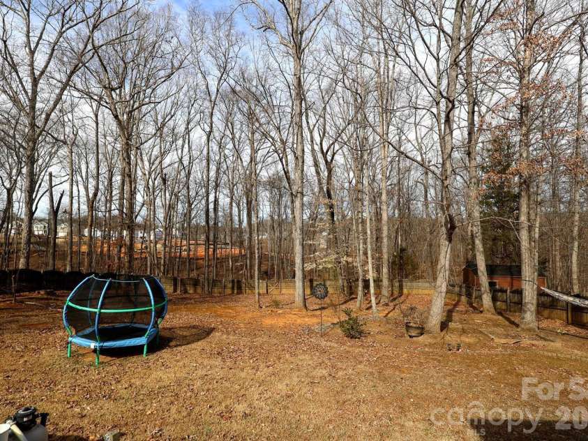 5001 Ardenwoods Drive, Charlotte, NC 28215.  MLS# CAR4315920, YatesRealty ID 4558. Such a wonderful backyard...